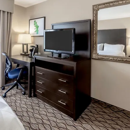 Holiday Inn Milwaukee Airport By Ihg-2